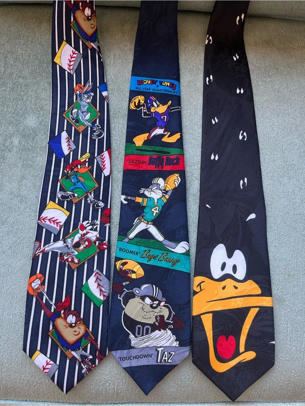 Lot of 3 vintage 1993 looney tunes neckties